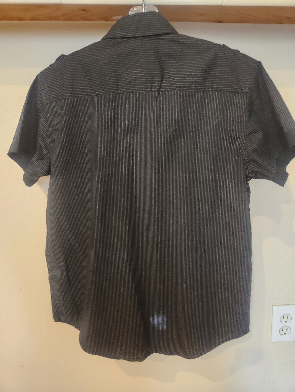 Men's Casual Short-Sleeve Pinstripe Button-Down Shirt - Black - Picture 2 of 7